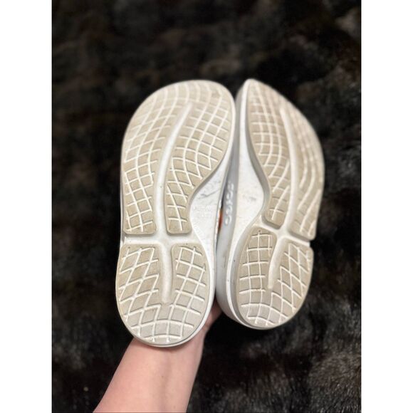 Oofos OOcloog Flamingo Recovery Shoes Clog Womens Size 8 Limited Edition - Picture 4 of 5